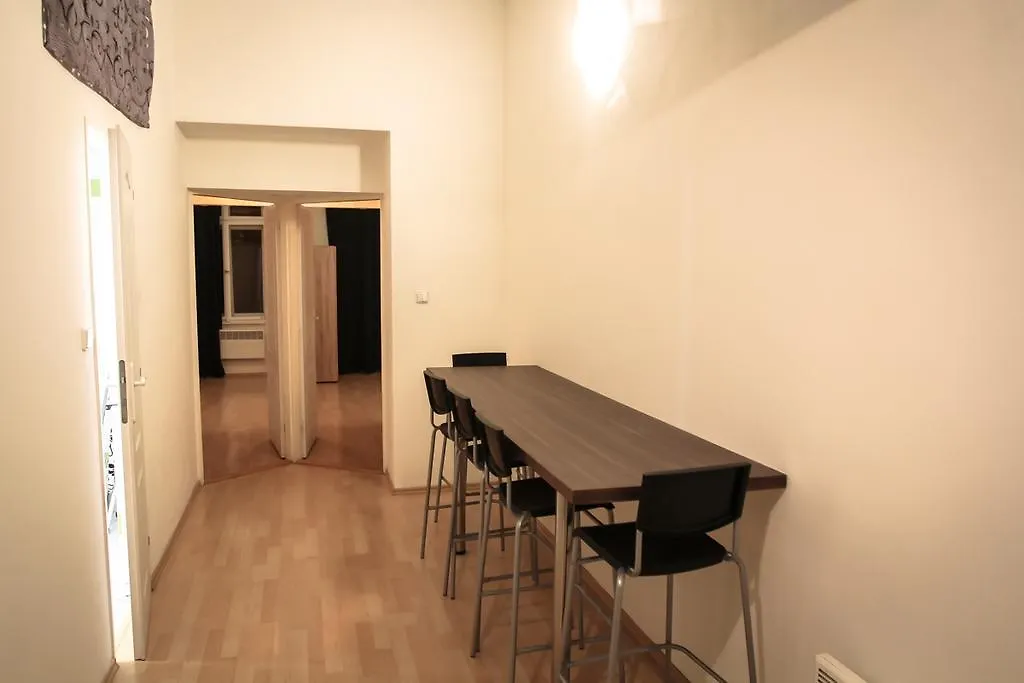 Vitkov Apartments Prague